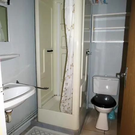 Le Moliere Aparthotel