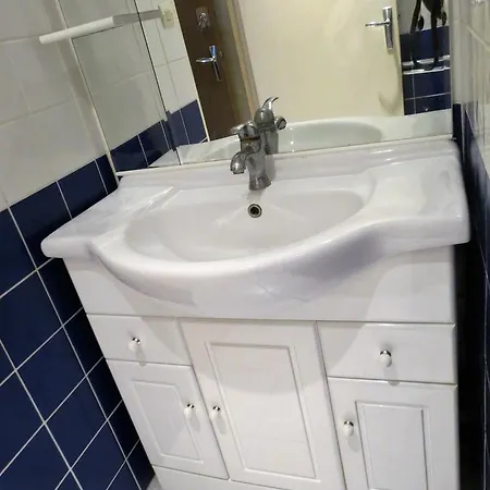 Le Moliere Aparthotel